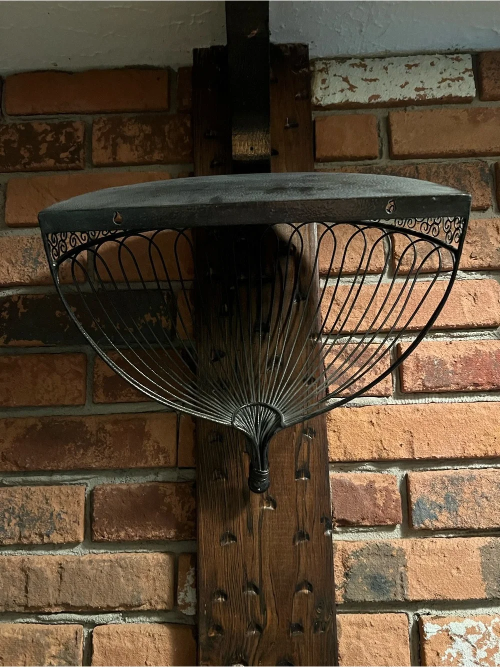 Y2K Southern Living At Home Black Metal half round Wall Basket Shelf Sconce